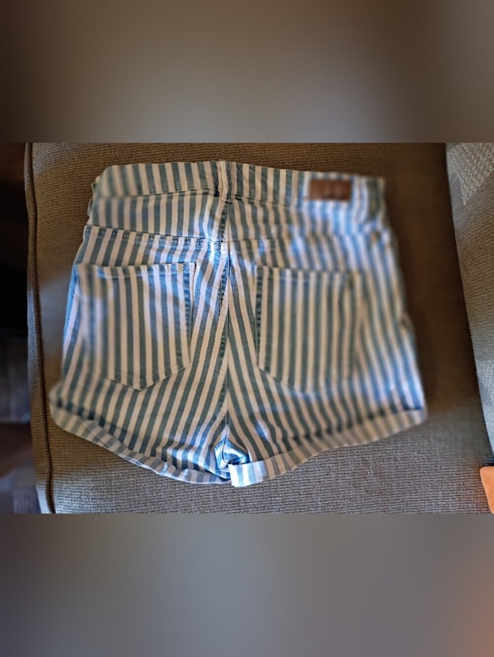 "Garage" High Rise Shorts - Picture 2 of 5